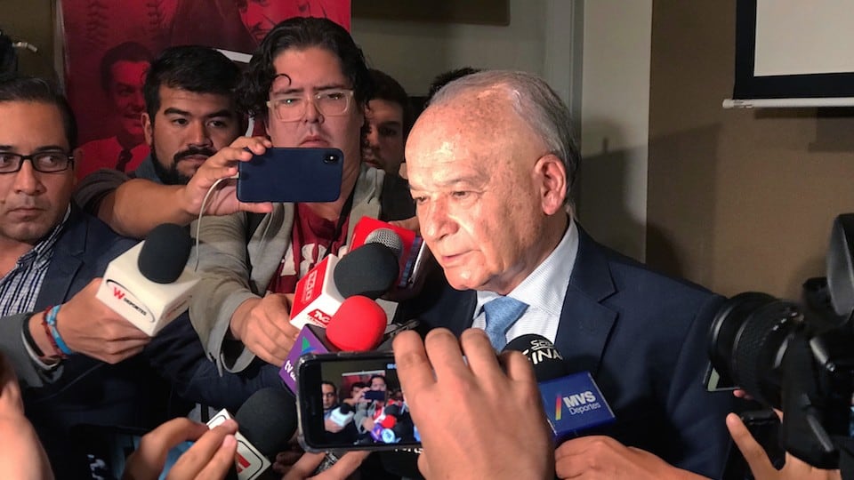 ‘Billy’ Álvarez en entrevista tras evento del Deporte en México.