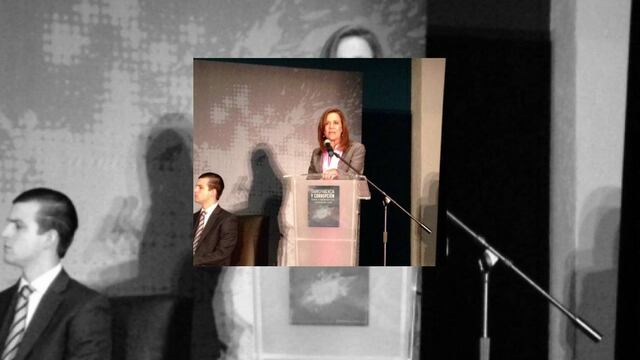 "Ninguna vía se debe descartar. Yo sigo en el PAN, pero ninguna vía está descartada", comentó la esposa del ex presidente Felipe Calderón.
