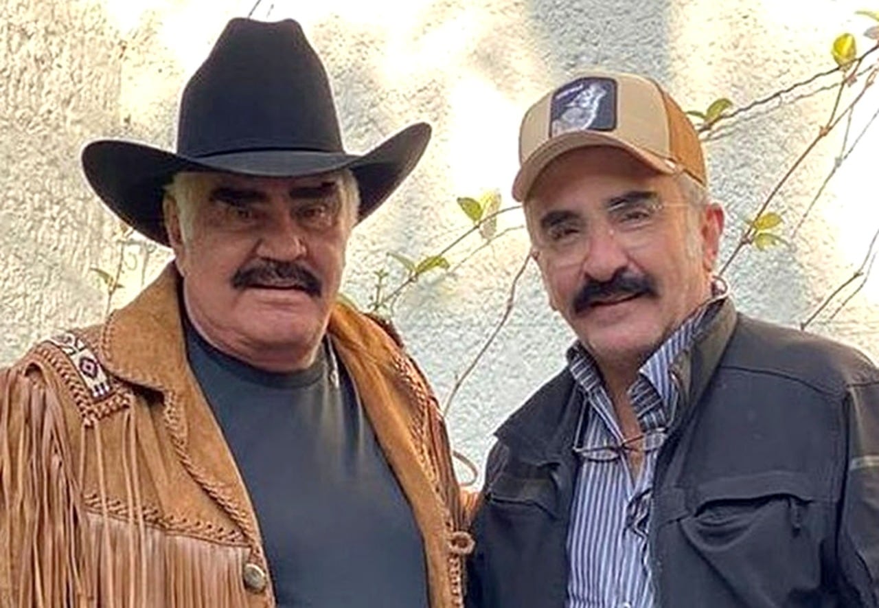 Vicente Fernández y Vicente Fernández Jr.