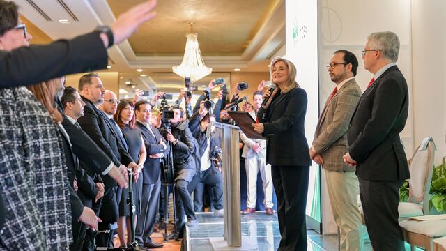 Maru Campos en la toma de protesta de Index