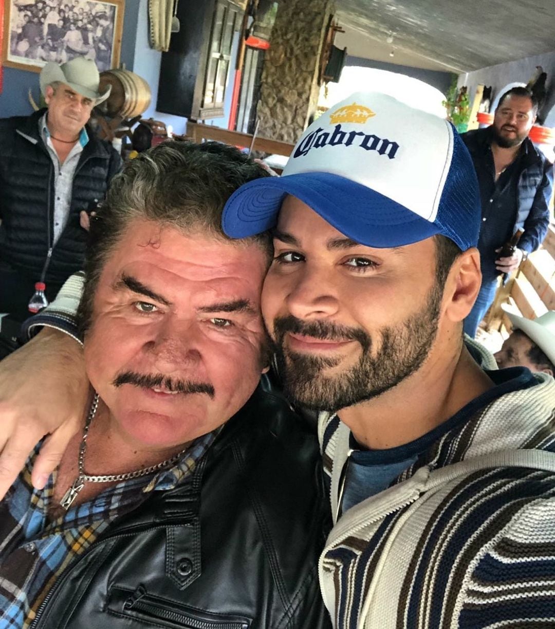 Eliseo Robles e hijo