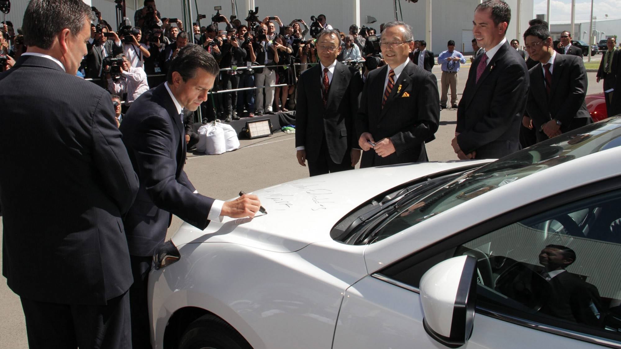 Inauguración de la planta de Mazda en Guanajauto.