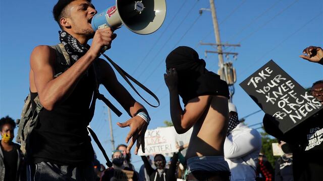 Invitan a regresar a Ghana