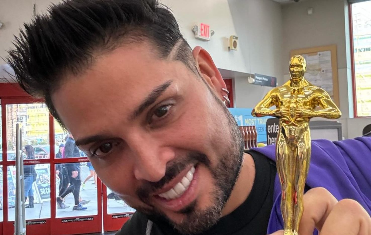 Omar Suárez, productor