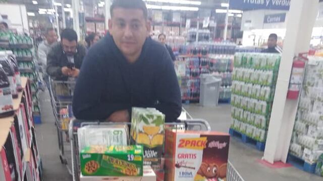 Victor compró despensas a sus trabajadores