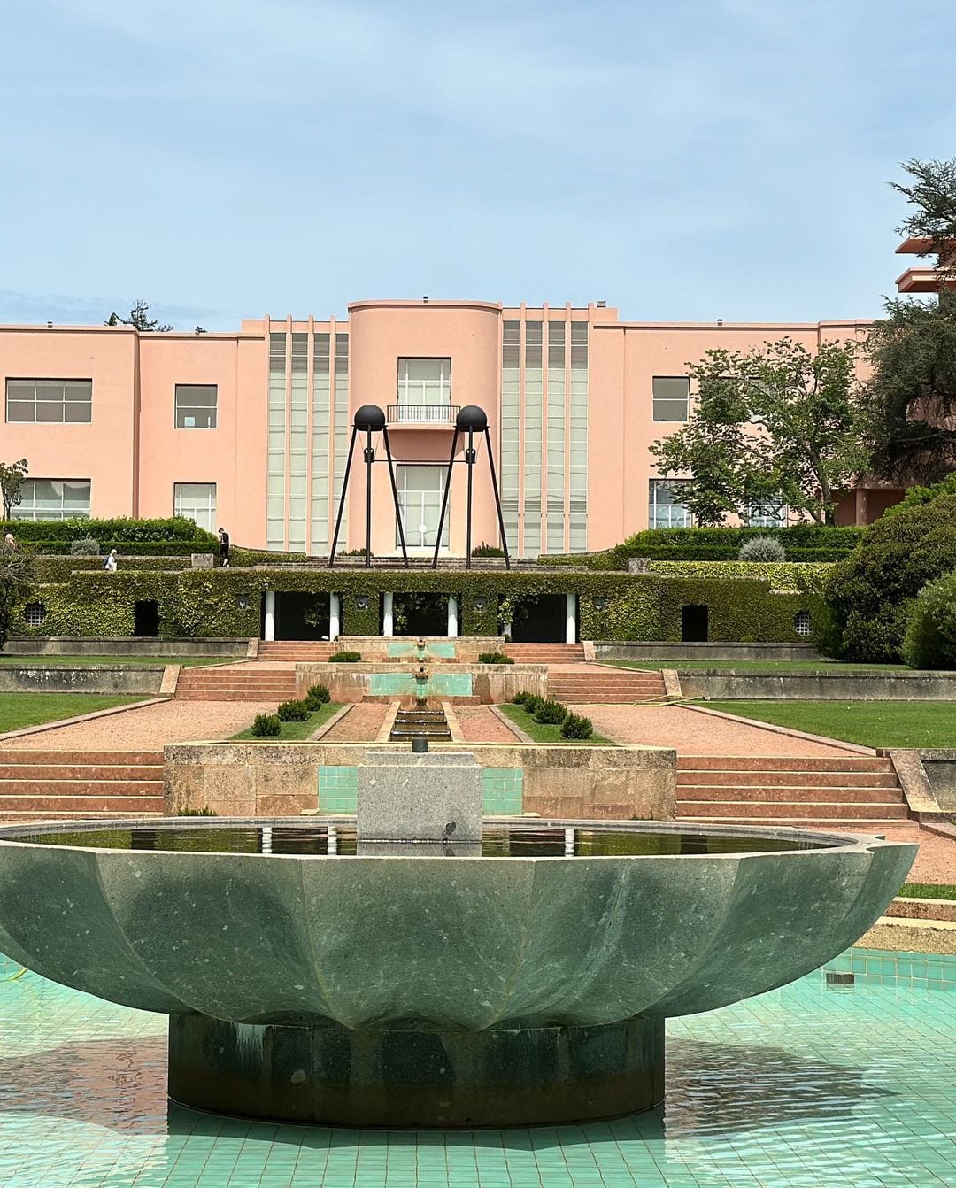 Ana de la Reguera y Alfonso Herrera de viaje