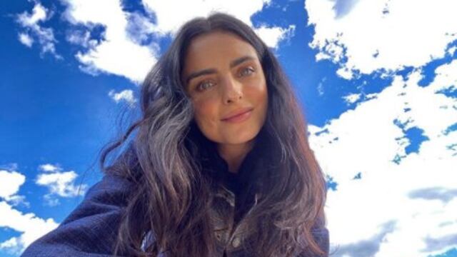 Aislinn Derbez