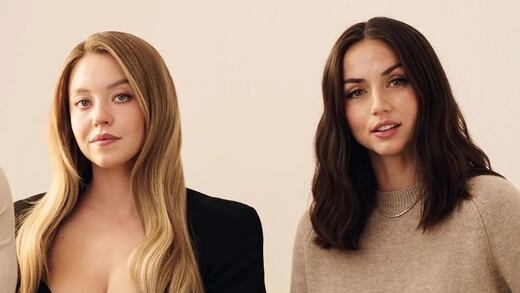 La mirada de Ana de Armas al pecho de Sydney Sweeney que no pudo evitar (VIDEO)