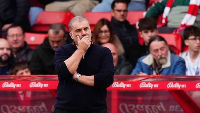 Récord negativo: Equipo de la Premier League despide a su DT tras solo 39 días en el cargo.