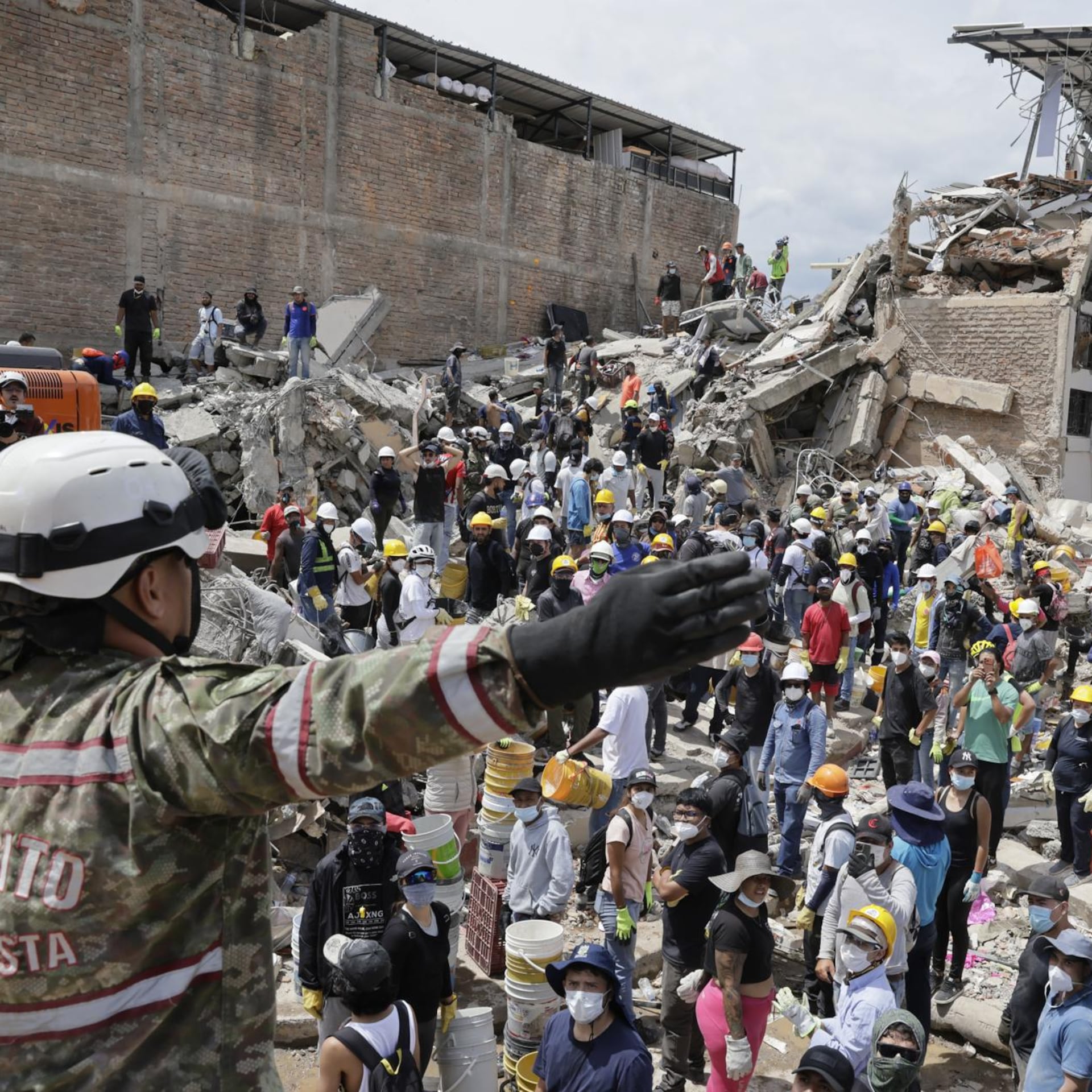 Sismo de magnitud izquierda
