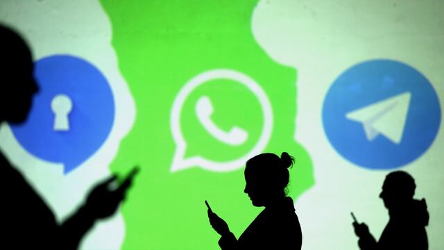 Aplicaciones de mensajería instantánea.