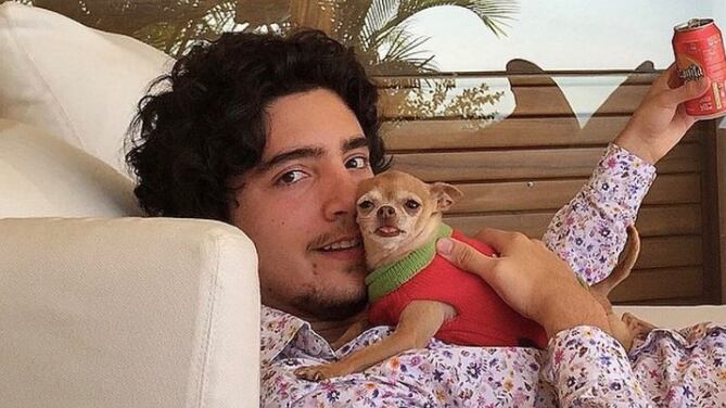 Alex Fernández publica la primera fotografía de su hija