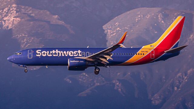 Southwest Airlines suspende todos sus vuelos por falla técnica en aviones