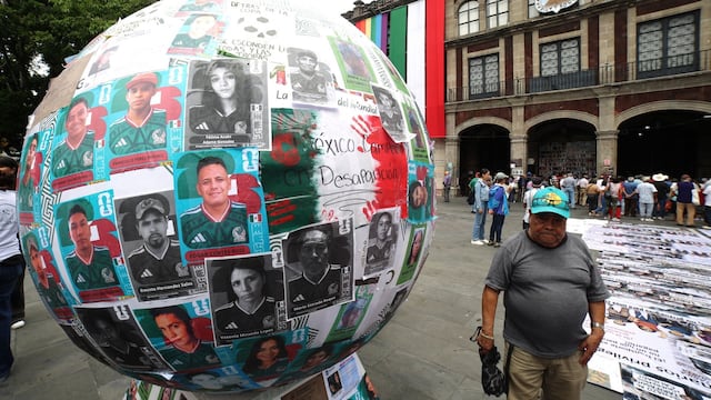 Protestas por desaparecidos previo al México vs Chequia