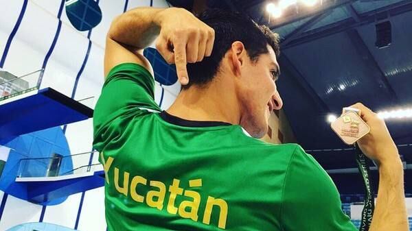 Rommel Pacheco celebra el matrimonio igualitario en Yucatán