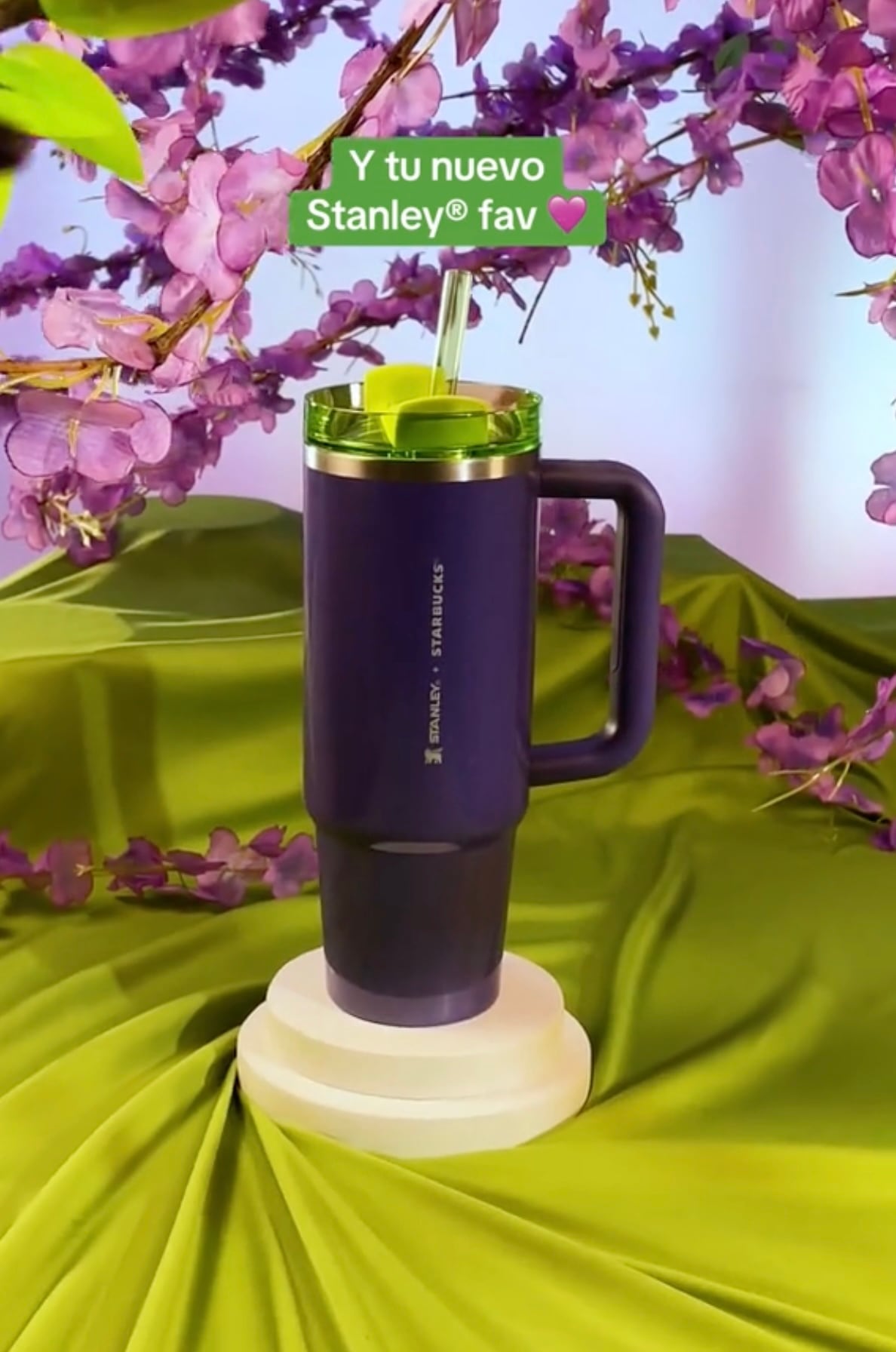 Termo Stanley Starbucks color morado: Precio y cómo conseguirlo en México