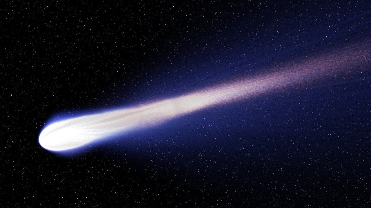 Cometa en el cielo