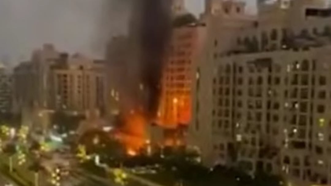 Ataques de Irán en Dubái alcanzan Fairmont The Palm y aeropuerto internacional