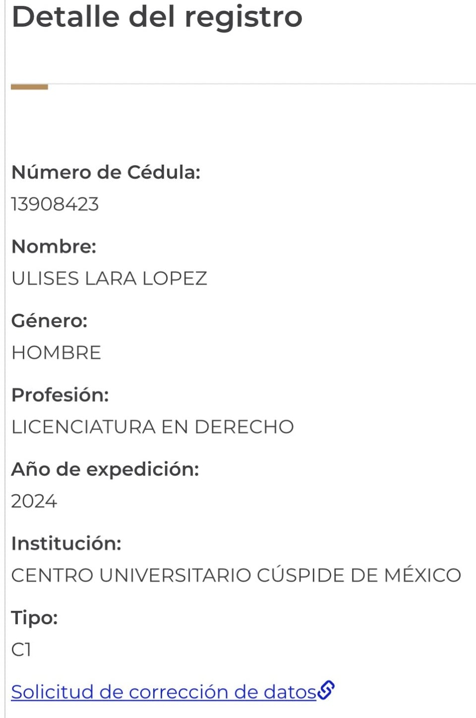 Ulises Lara López ya es licenciado en Derecho