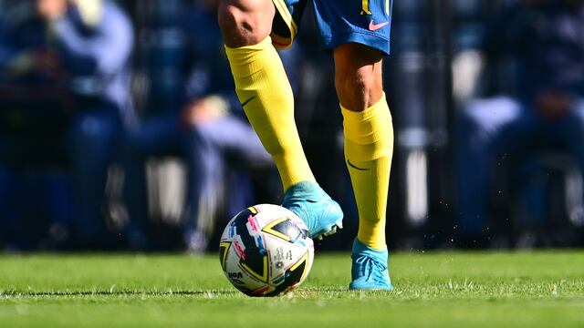 Leyenda prohibe que los jugadores del América FC usen tachos de colores