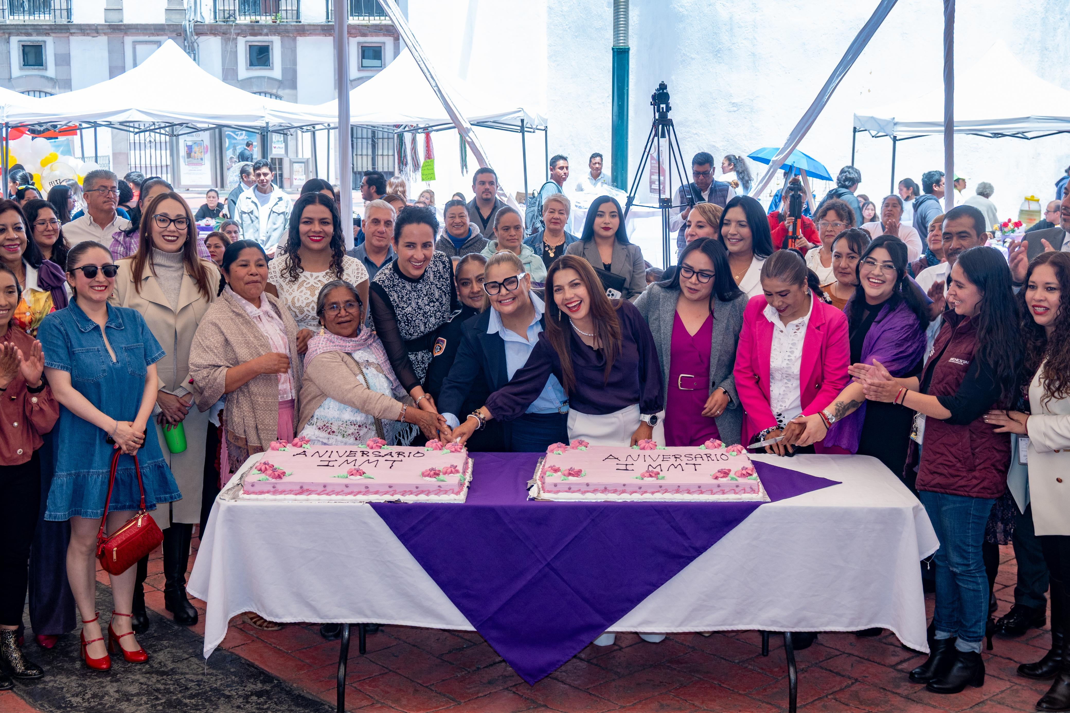 Toluca consolida atención a las mujeres con el Instituto Municipal de la Mujer.