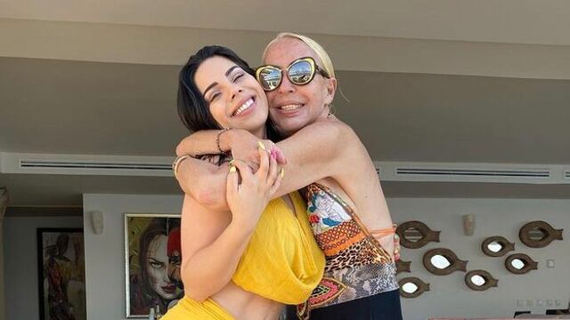 Lizbeth Rodríguez y Laura Bozzo