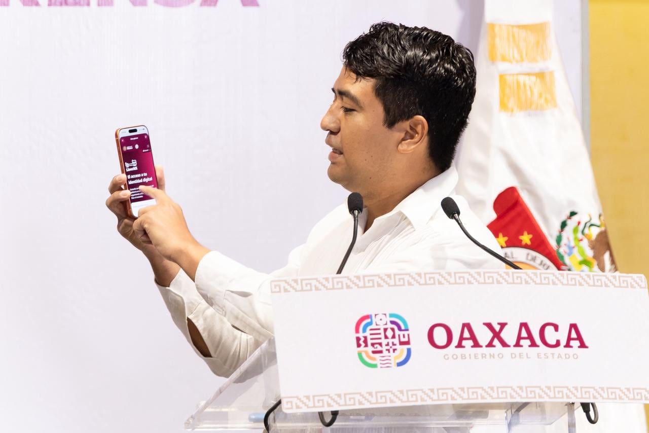 La App Oaxaca integrará trámites del Registro Civil, movilidad y atención ciudadana