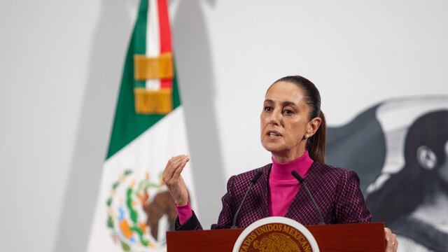 Claudia Sheinbaum confirma 14 mexicanos detenidos en Alligator Alcatraz