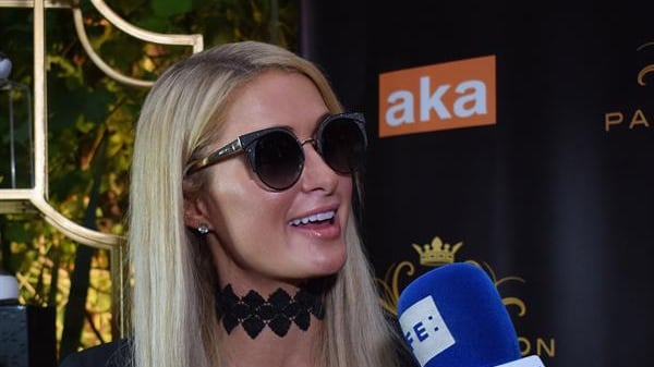 Paris Hilton estrena su serie sobre recetas de cocina en Netflix