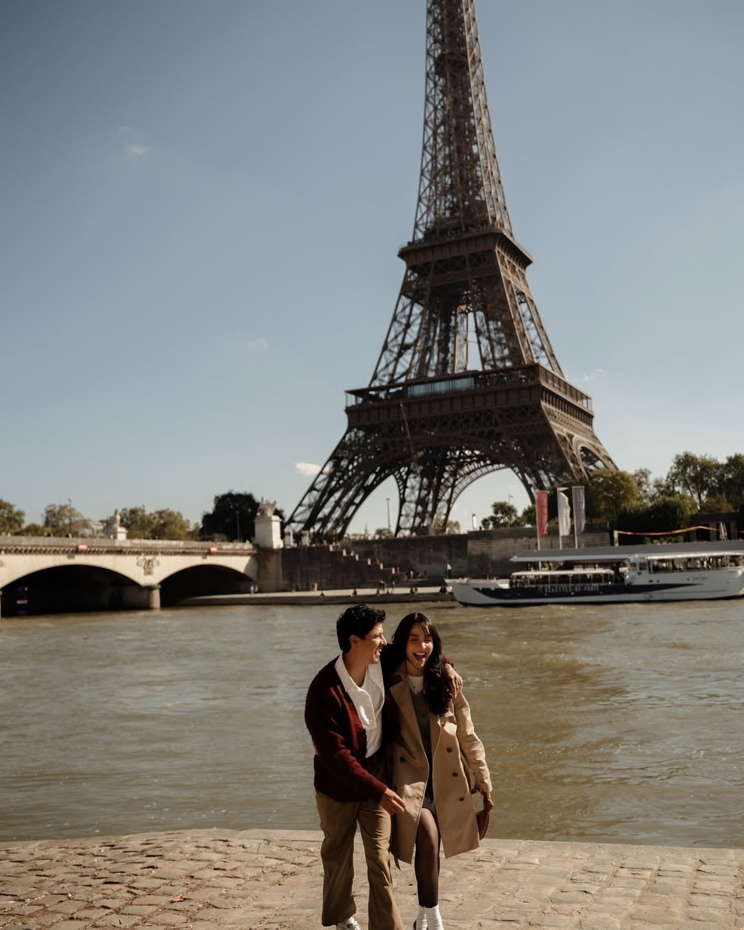 Miguel Mondragón y Heyitspriscila