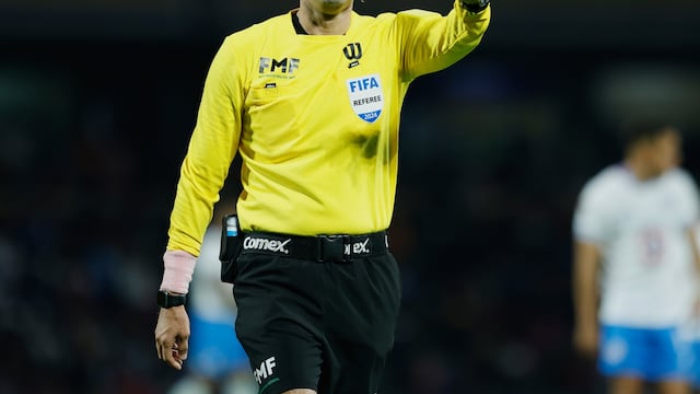 Árbitro de la Liga MX.