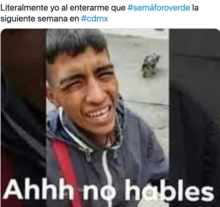 Memes semáforo verde CDMX