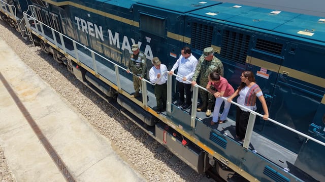 Javier May destaca papel de Tabasco en el Tren Maya de carga durante supervisión con Claudia Sheinbaum.