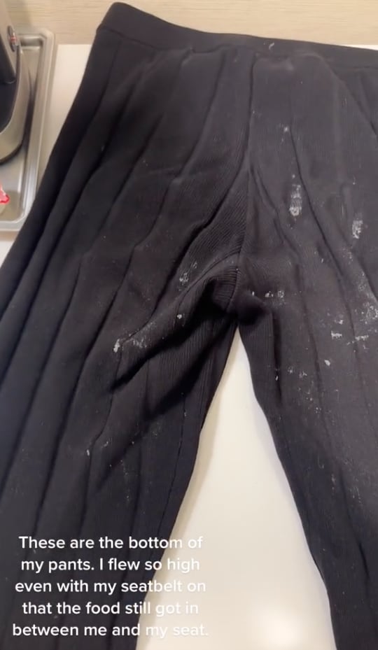 Así quedó un avión tras una fuerte turbulencia