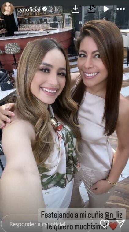 Cynthia Rodríguez presume su relación con la hermana de Carlos Rivera