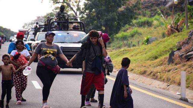 Veracruz implementa operativos donde 108 migrantes son asegurados