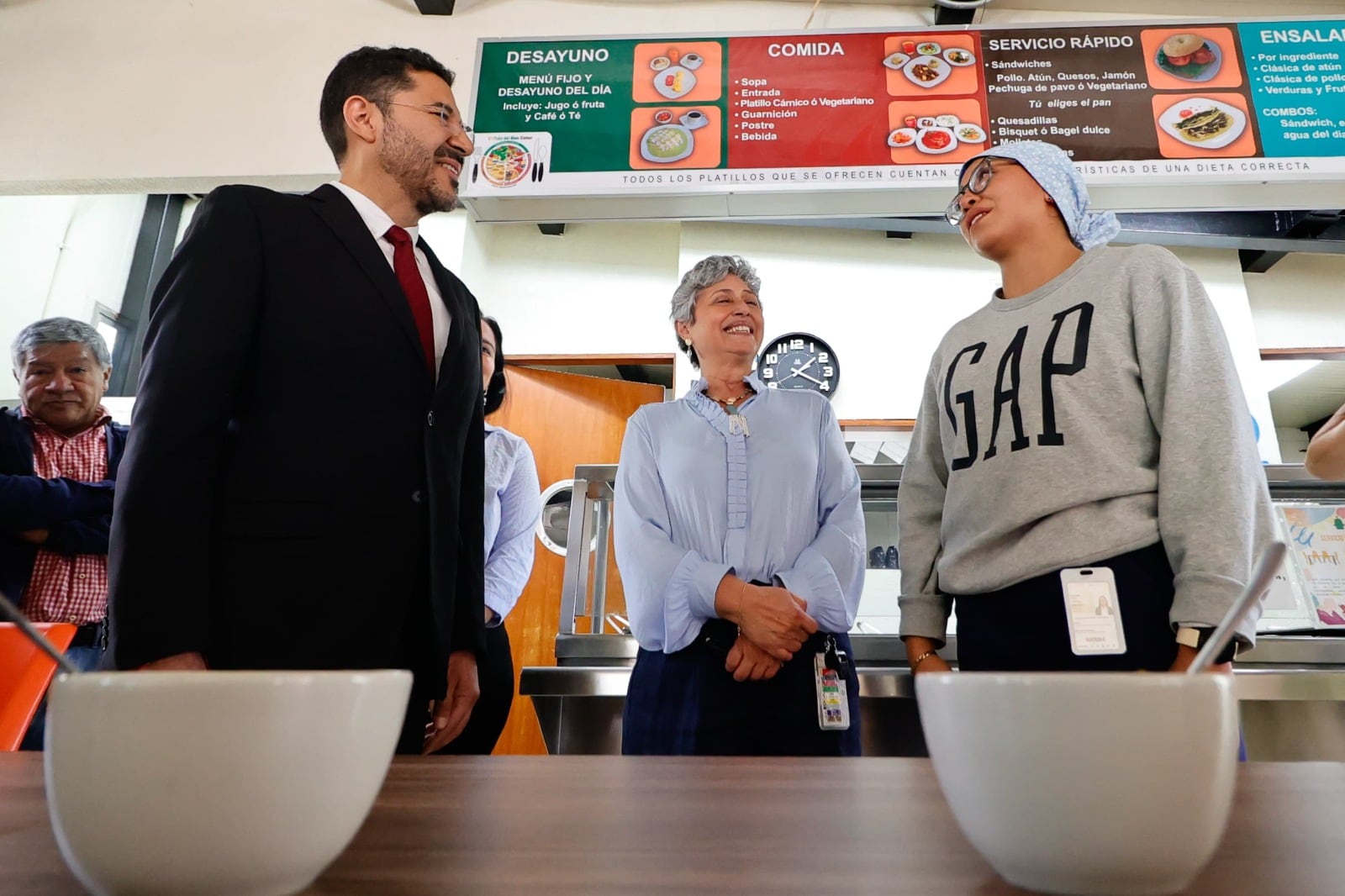 Martí Batres llamó a cambiar la alimentación para cuidar la salud de las familias mexicanas