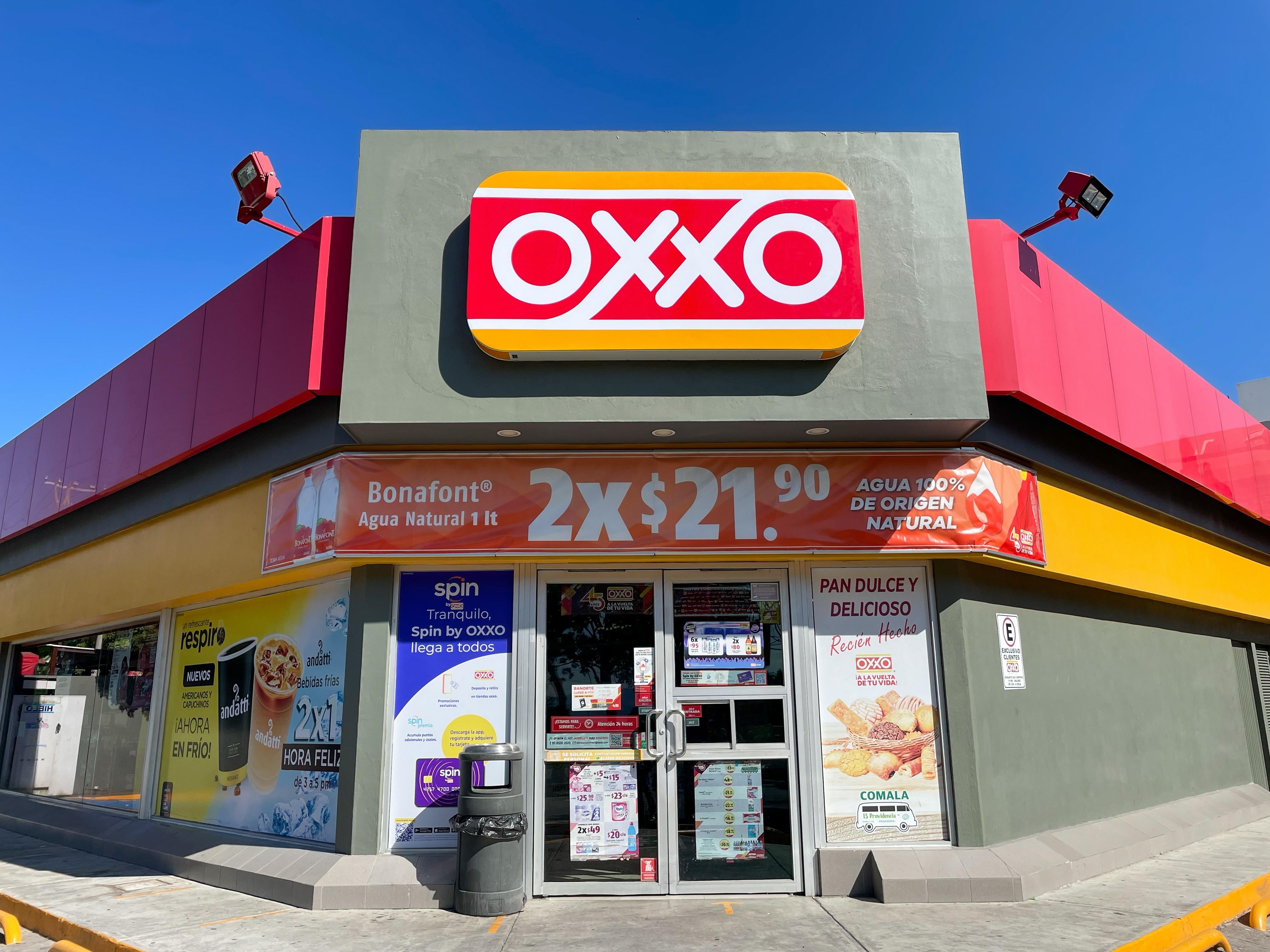 OXXO invertirá más de 10 mdp en Macuspana como parte del plan nacional de FEMSA.