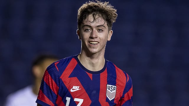 Brian Gutierrez con las filiales de Estados Unidos