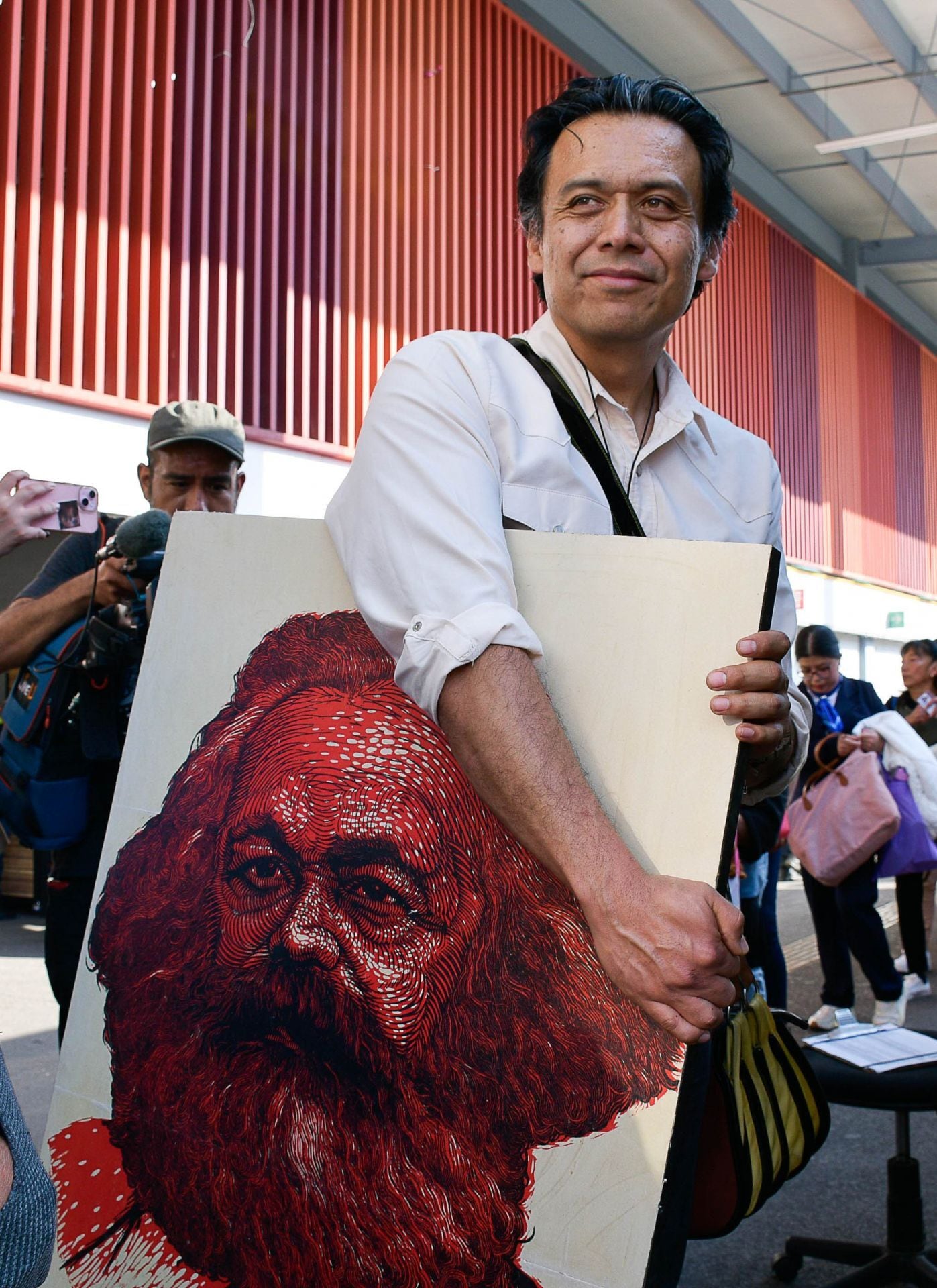 Marx Arriaga es destituido de la SEP