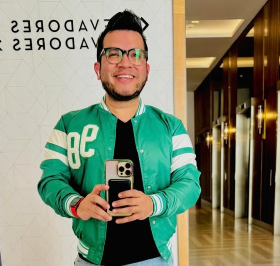 Artur Vázquez, ex conductor de TV Azteca