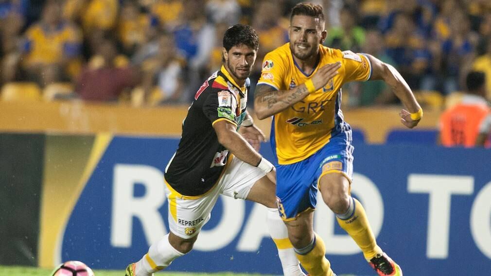 Delort tendría jugosas ofertas del viejo continente.