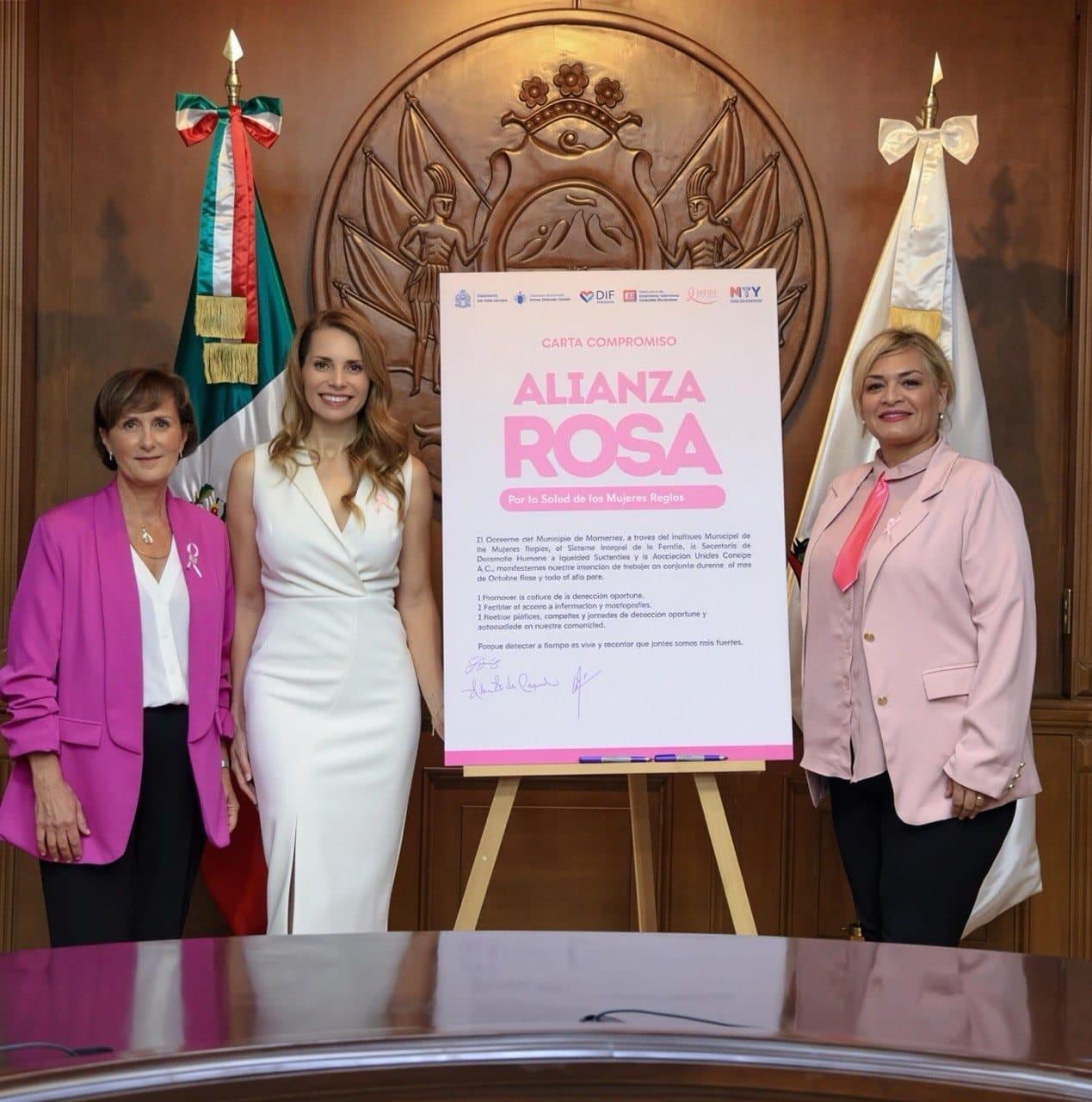 DIF Monterrey y Asociación Unidas Contigo firman “Alianza Rosa”.