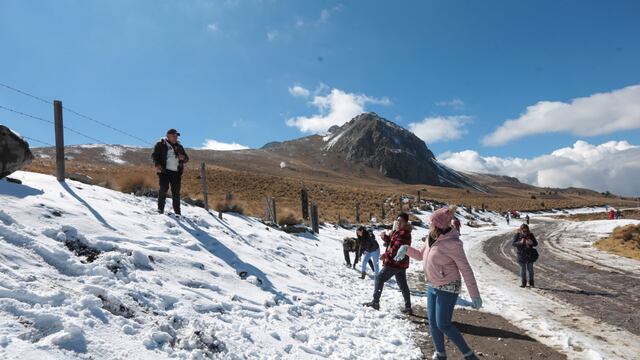 Turista en Nevado de Toluca en 2020.