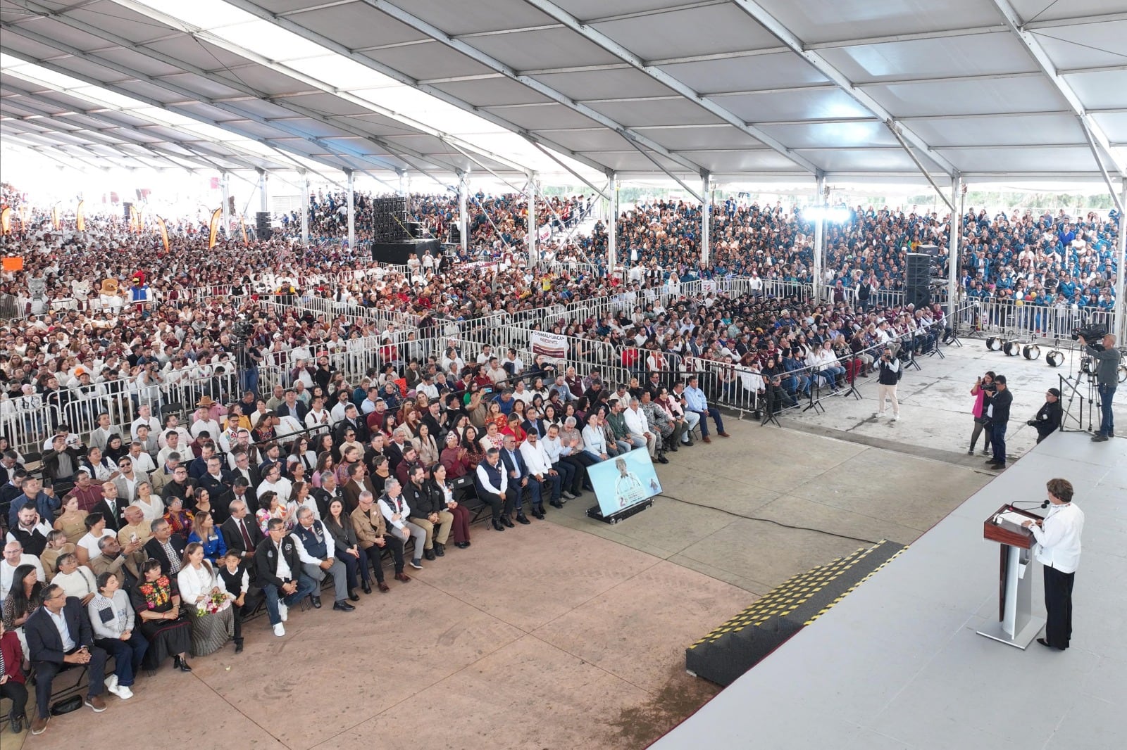 Delfina Gómez rinde tercer informe de gobierno en Texcoco