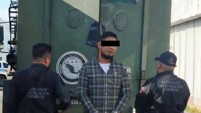 Vuelve a México ex policía implicado en el caso Ayotzinapa tras ser deportado por Estados Unidos