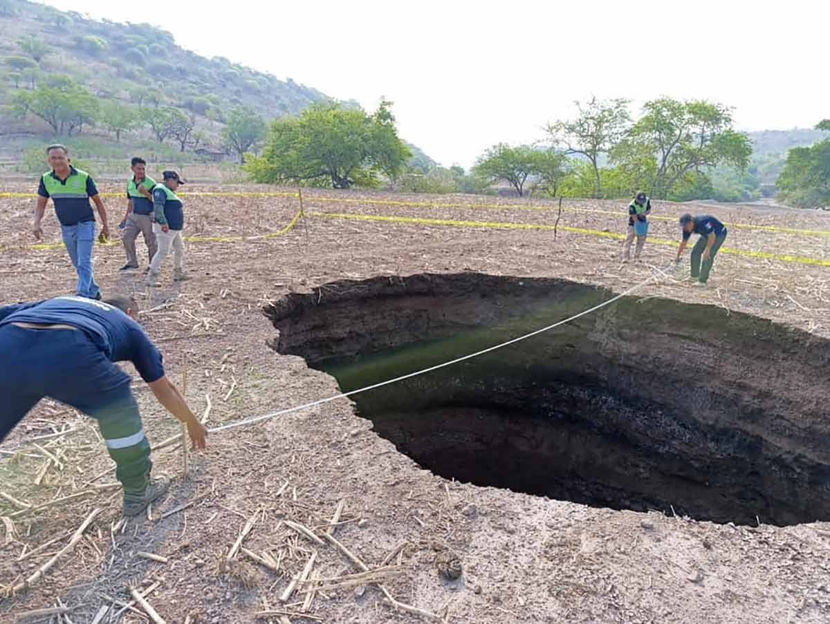 Socavón en Tlapa de Comonfort, Guerrero
