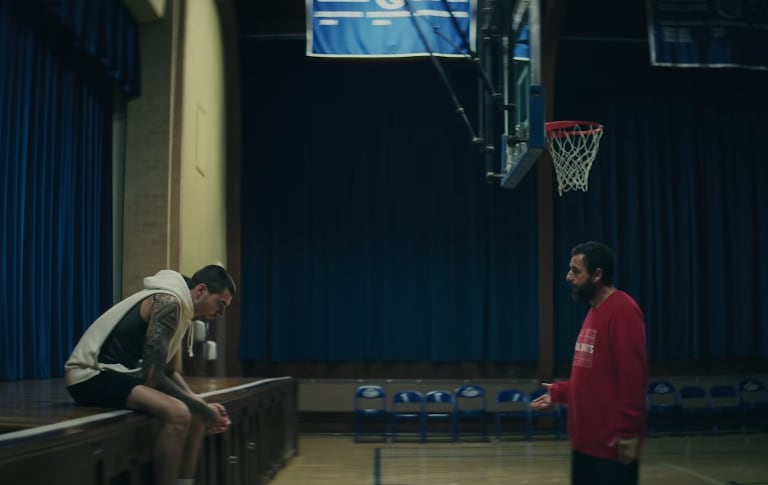 Adam Sandler y Juancho Hernangómez en la película 'Hustle'