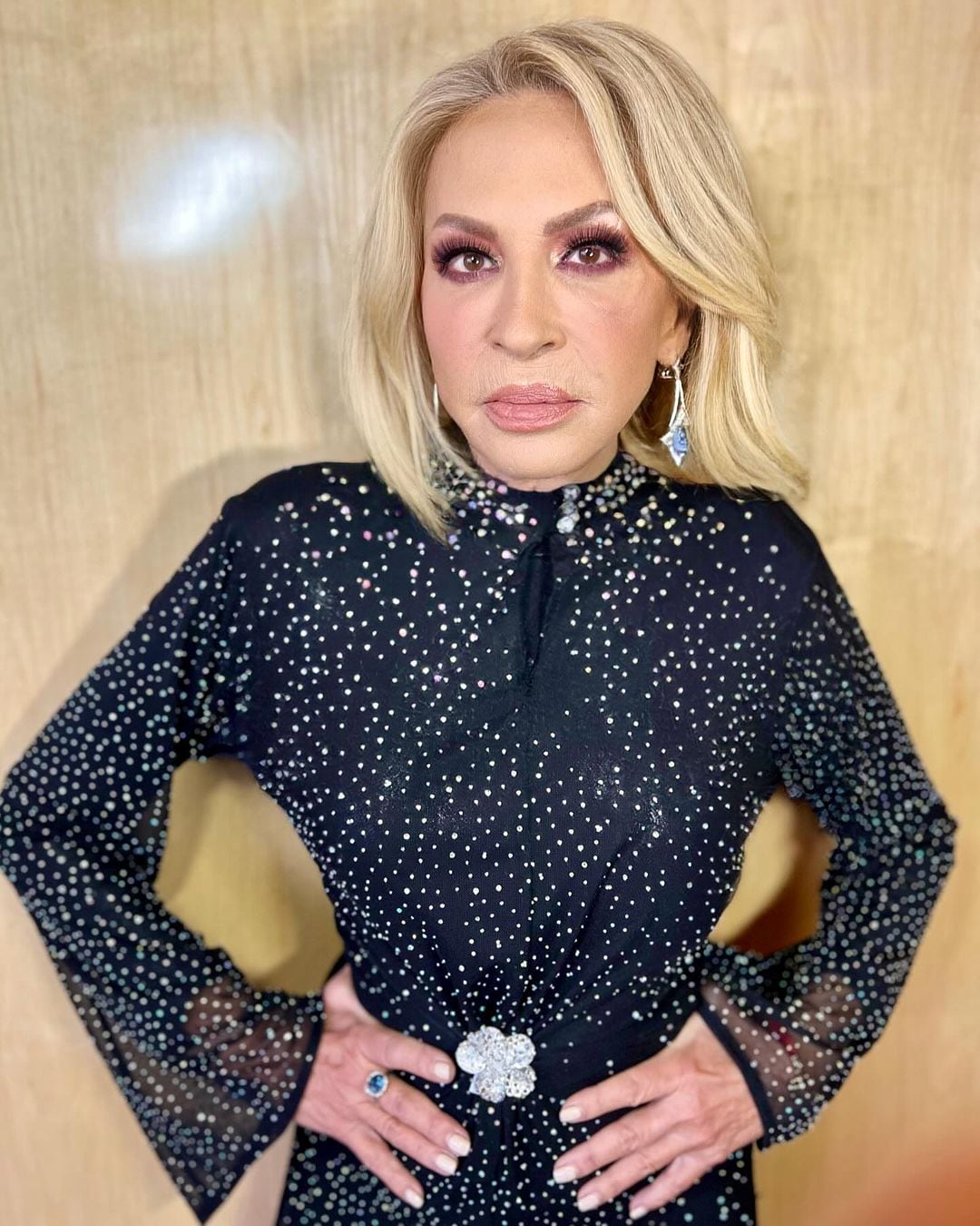 Laura Bozzo, conductora.