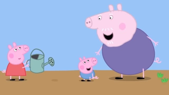 Peppa Pig cultiva fresas con Abuelo Cerdito:
